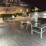 Palazzo Valentino Napels