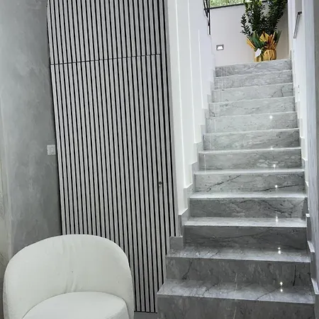 Palazzo Valentino Guest house Naples