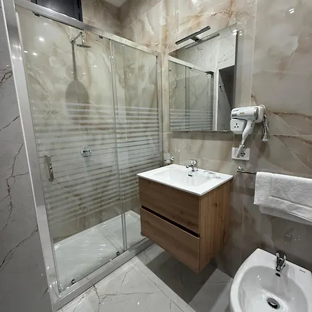 Palazzo Valentino 4* Naples