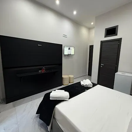 Palazzo Valentino Guest house Naples