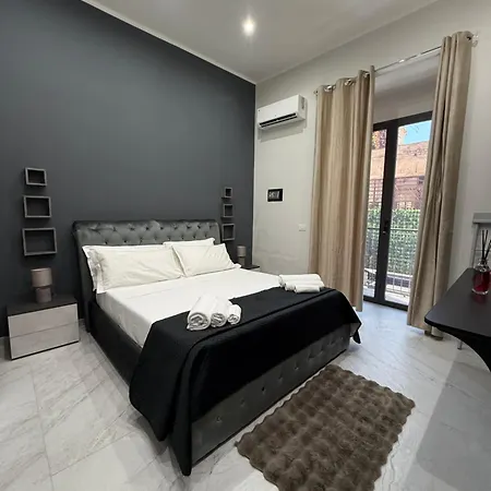 Palazzo Valentino 4* Neapol